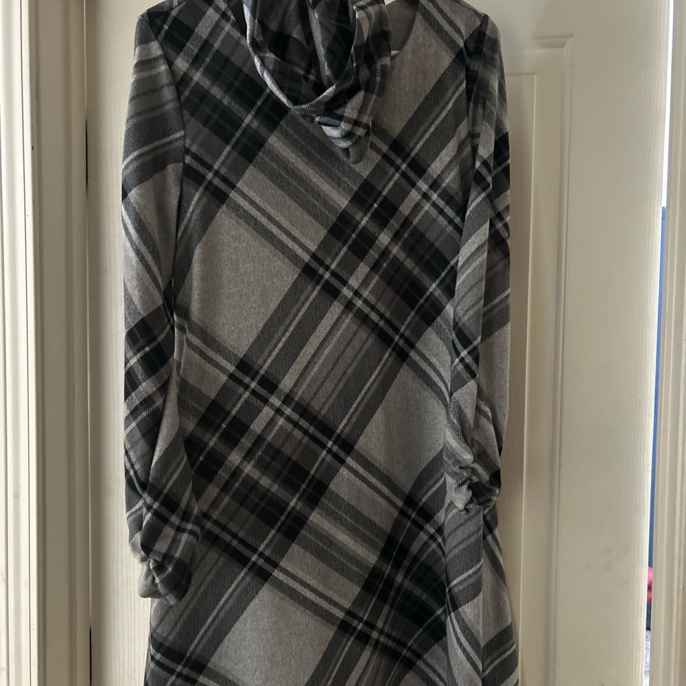 Women’s Dress Shirt